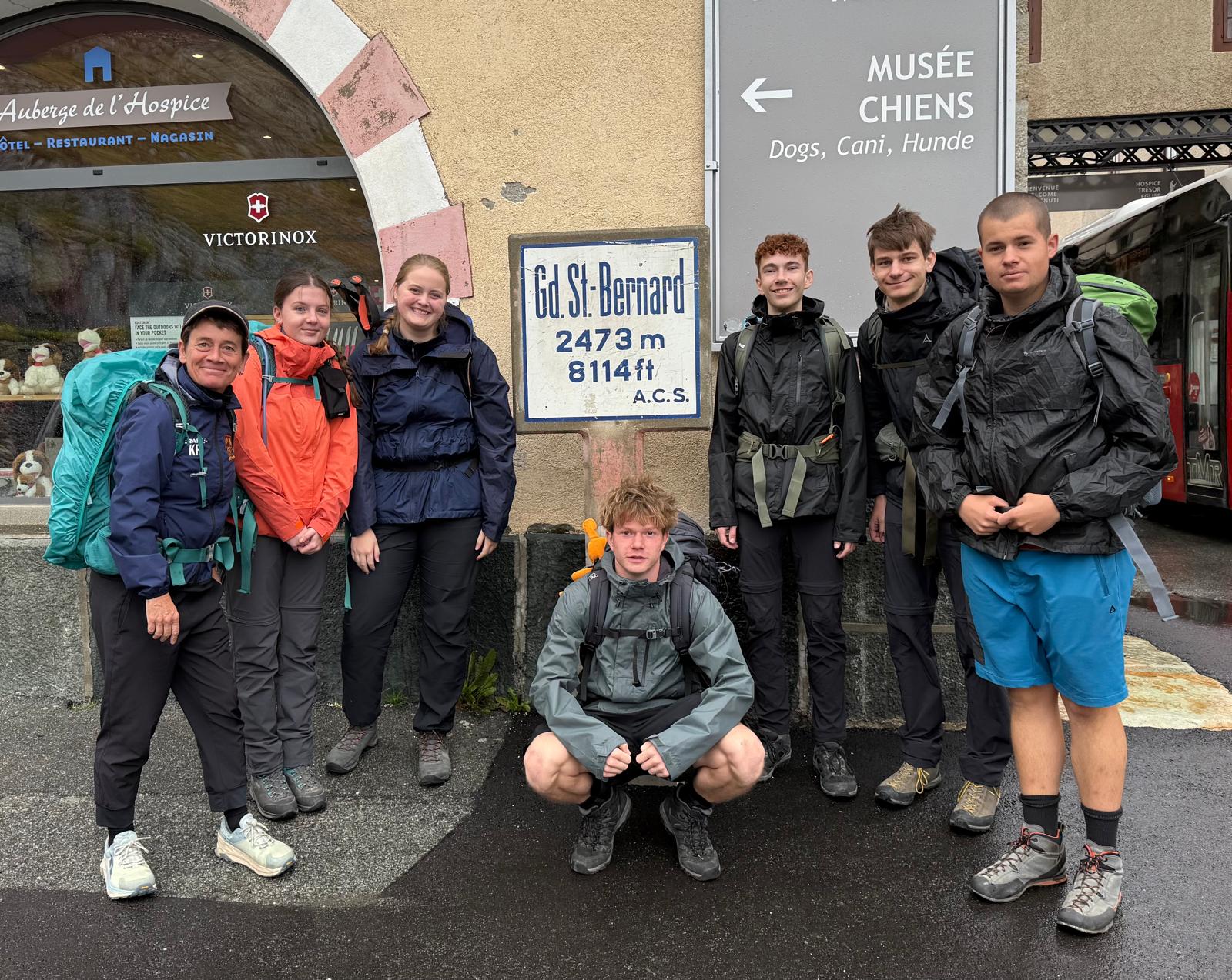 Kursfahrt Pilgern – oder: Wollen Sie einen Salami Stick??“